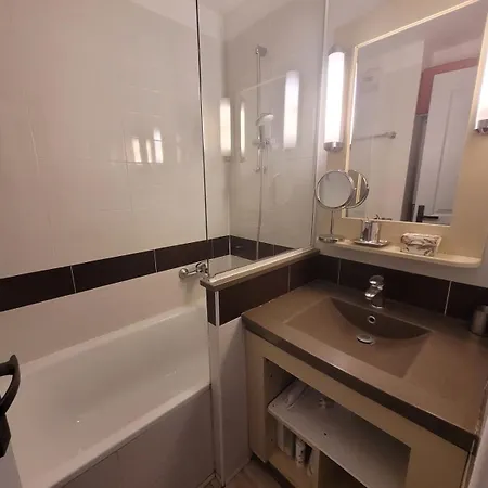 Cap Esterel En Famille - 2pieces Vue Jardin Piscine Clim Parking Inclus * Saint-Raphaël