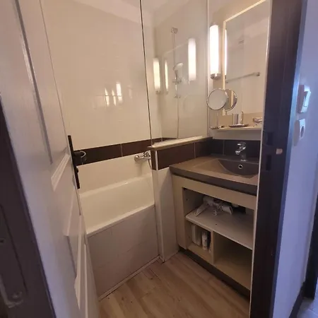 Cap Esterel En Famille - 2pieces Vue Jardin Piscine Clim Parking Inclus * Saint-Raphaël