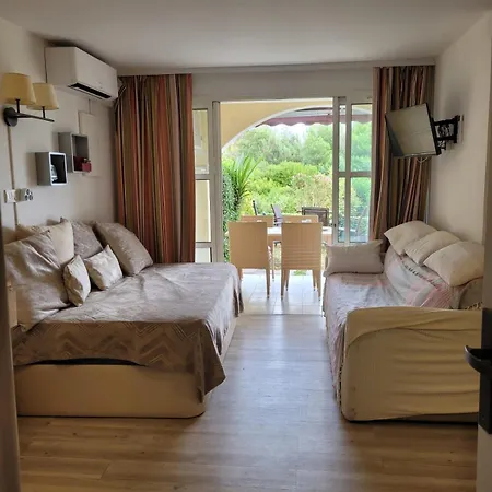 Casa de Férias Cap Esterel En Famille - 2pieces Vue Jardin Piscine Clim Parking Inclus