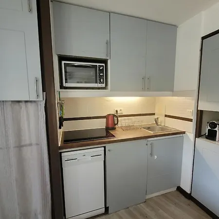 Cap Esterel En Famille - 2pieces Vue Jardin Piscine Clim Parking Inclus Saint-Raphaël