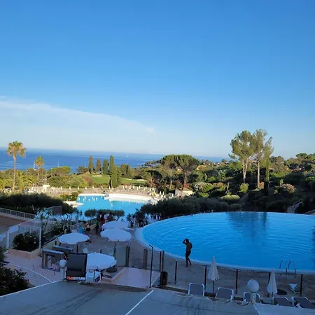 Cap Esterel En Famille - 2pieces Vue Mer Jardin Piscine Clim Parking Inclus *