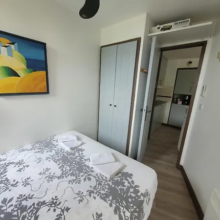 Casa vacanze Cap Esterel En Famille - 2pièces Vue Jardin Piscine Clim Parking Inclus *