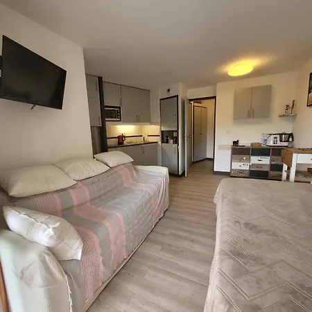 Cap Esterel En Famille - 2pièces Vue Jardin Piscine Clim Parking Inclus