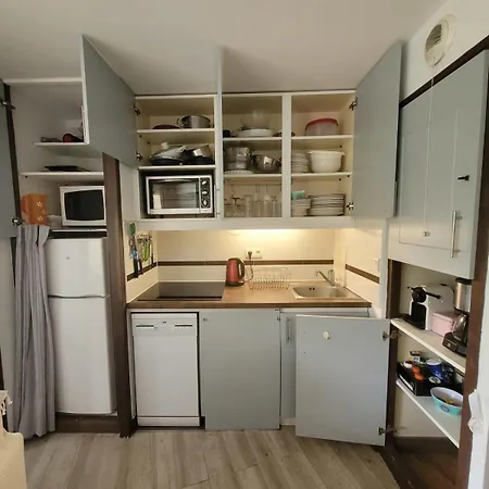 Casa vacanze Cap Esterel En Famille - 2pièces Vue Jardin Piscine Clim Parking Inclus