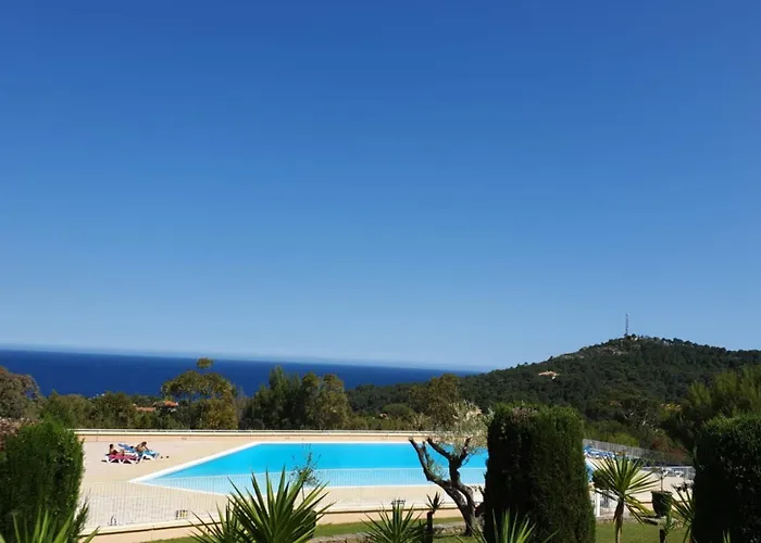 Сasa de vacaciones Cap Esterel En Famille - 2pieces Vue Jardin Piscine Clim Parking Inclus Saint-Raphaël