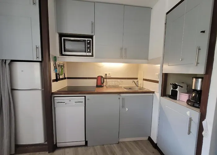 Cap Esterel En Famille - 2pieces Vue Jardin Piscine Clim Parking Inclus *