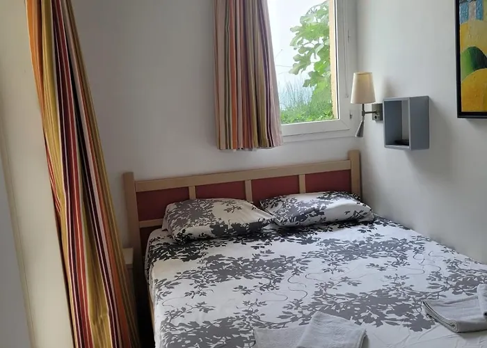 Cap Esterel En Famille - 2pieces Vue Jardin Piscine Clim Parking Inclus Saint-Raphaël