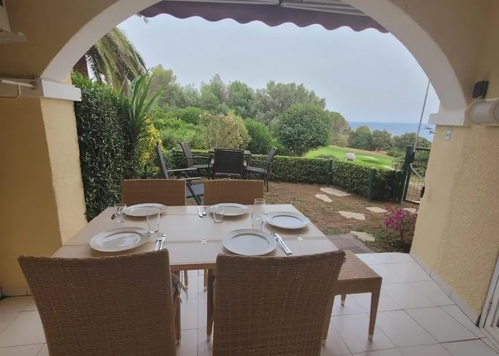 Сasa de vacaciones Cap Esterel En Famille - 2pieces Vue Jardin Piscine Clim Parking Inclus Saint-Raphaël