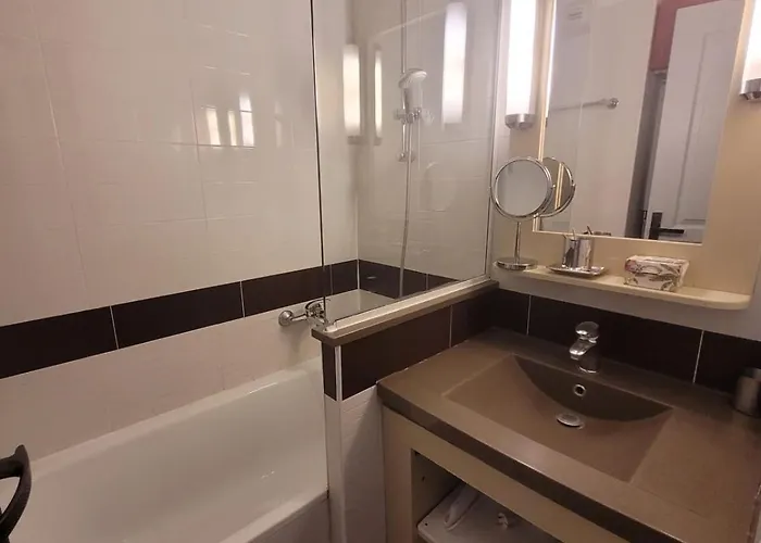 Cap Esterel En Famille - 2pieces Vue Jardin Piscine Clim Parking Inclus * Saint-Raphaël