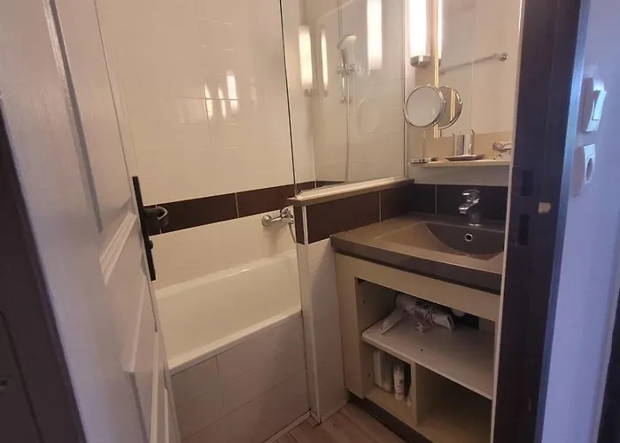 Cap Esterel En Famille - 2pieces Vue Jardin Piscine Clim Parking Inclus * Saint-Raphaël