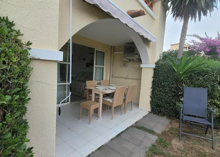 Сasa de vacaciones Cap Esterel En Famille - 2pieces Vue Jardin Piscine Clim Parking Inclus *